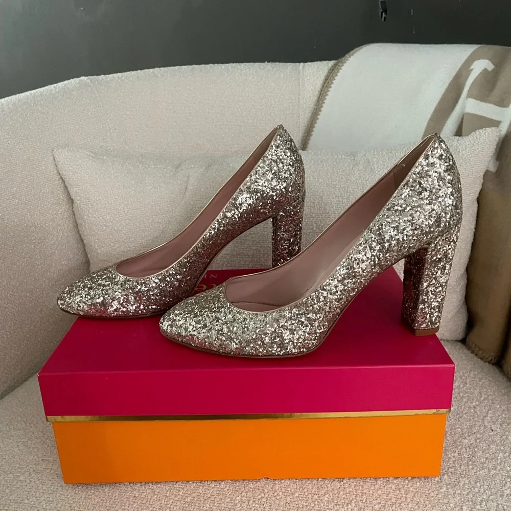 Kate‎ Spade Silver Glitter Sparkly Round Toe Chunky Heel Pump
